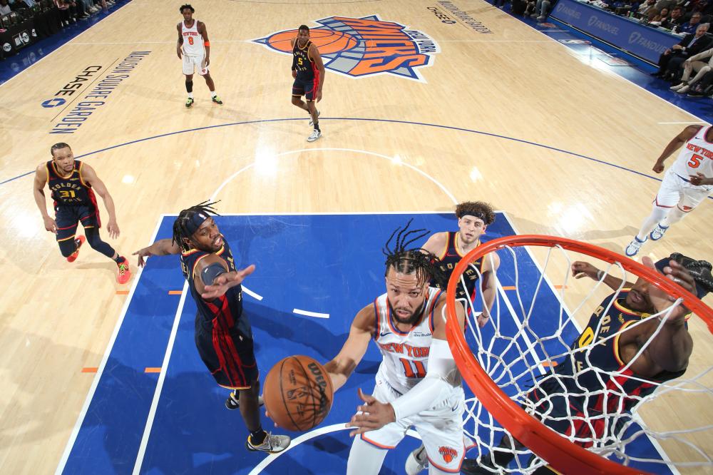 在核心持球 在核心持球