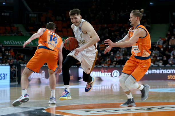 继续在训练 继续在训练