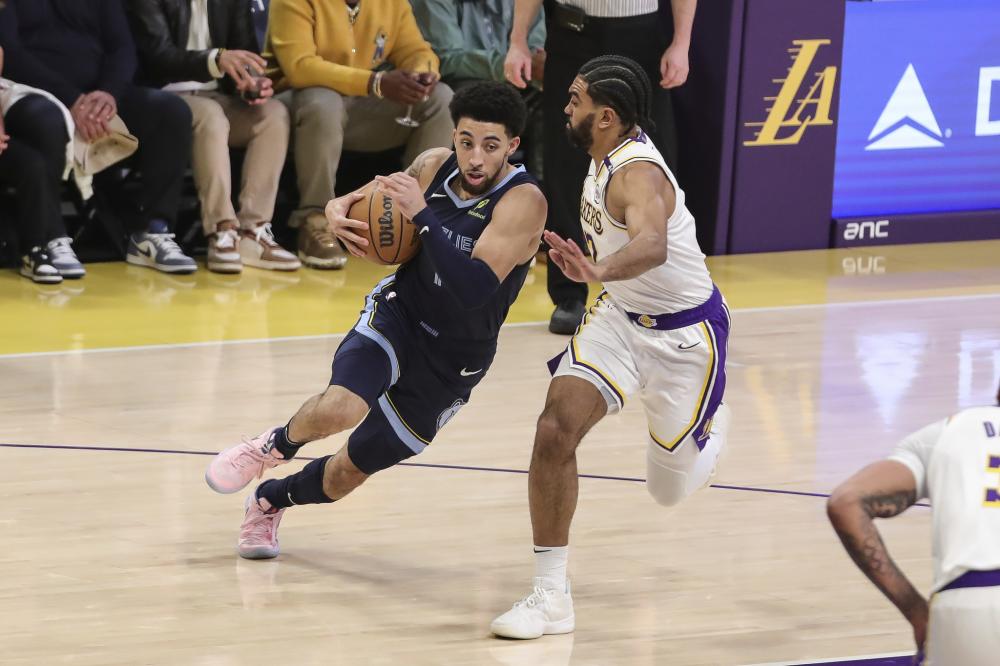 成绩斐然 成绩斐然