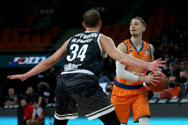 这不仅揭示 这不仅揭示