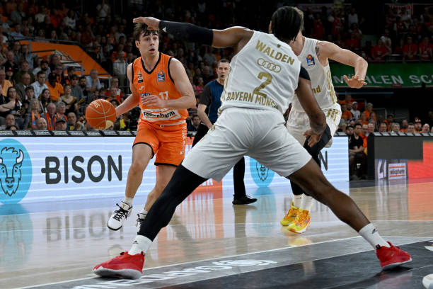 格和敢于突 格和敢于突